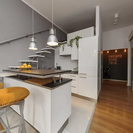 Apartment Graystone Plac Unii Lubelskiej