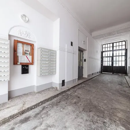 Graystone Plac Unii Lubelskiej Varšava