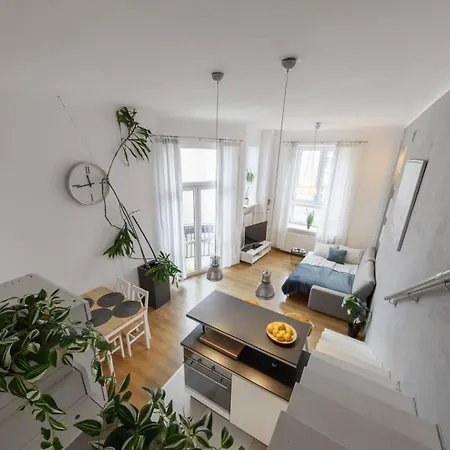 Graystone Plac Unii Lubelskiej * Varsavia